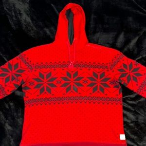 Men’s casual pullover.